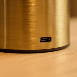 Elvis LED bordlampe guld