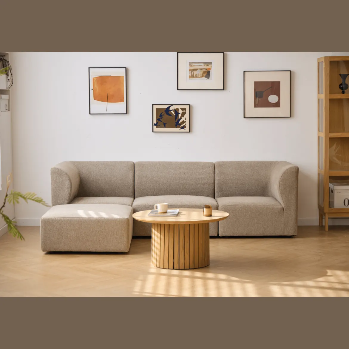Emilia modulsofa i sand 3 moduler højre- og venstrevendt chaiselong L: 243 X D: 158 X H: 72 cm